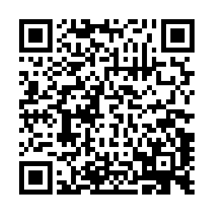 原本很多已经流散的莫比乌斯环又有了重新凝聚的趋势……二维码生成