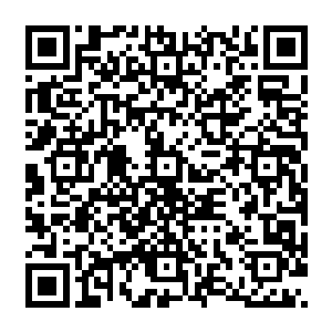 同样也让他们对无法真正融入到现在他们生活的城市中充满了焦躁不安和愤懑不满情绪二维码生成