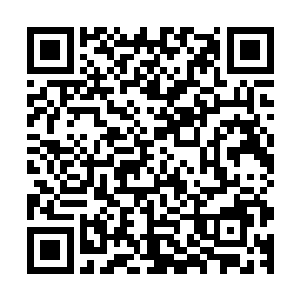 在试炼之前自己在学校的更衣室里不是丢失过一块用了很久的二维码生成