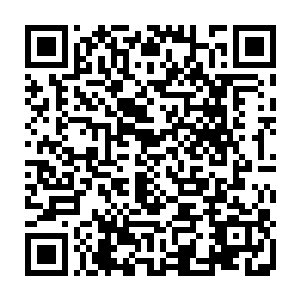 当作无数人的面暴打了一顿让衣不蔽体的甄敬才在众目睽睽之下声名扫地二维码生成