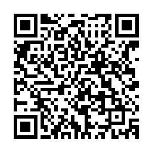 毕竟这次宣旨来的可是皇上身边的红人刘公公可千万不能得罪了二维码生成