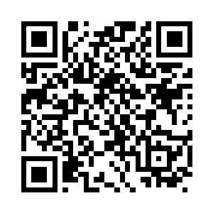 苏燕青怔怔的看着办公桌前的一叠文件出神二维码生成